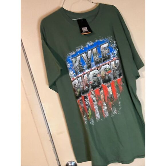 Kyle Bush NASCAR Tshirt - Picture 1 of 3